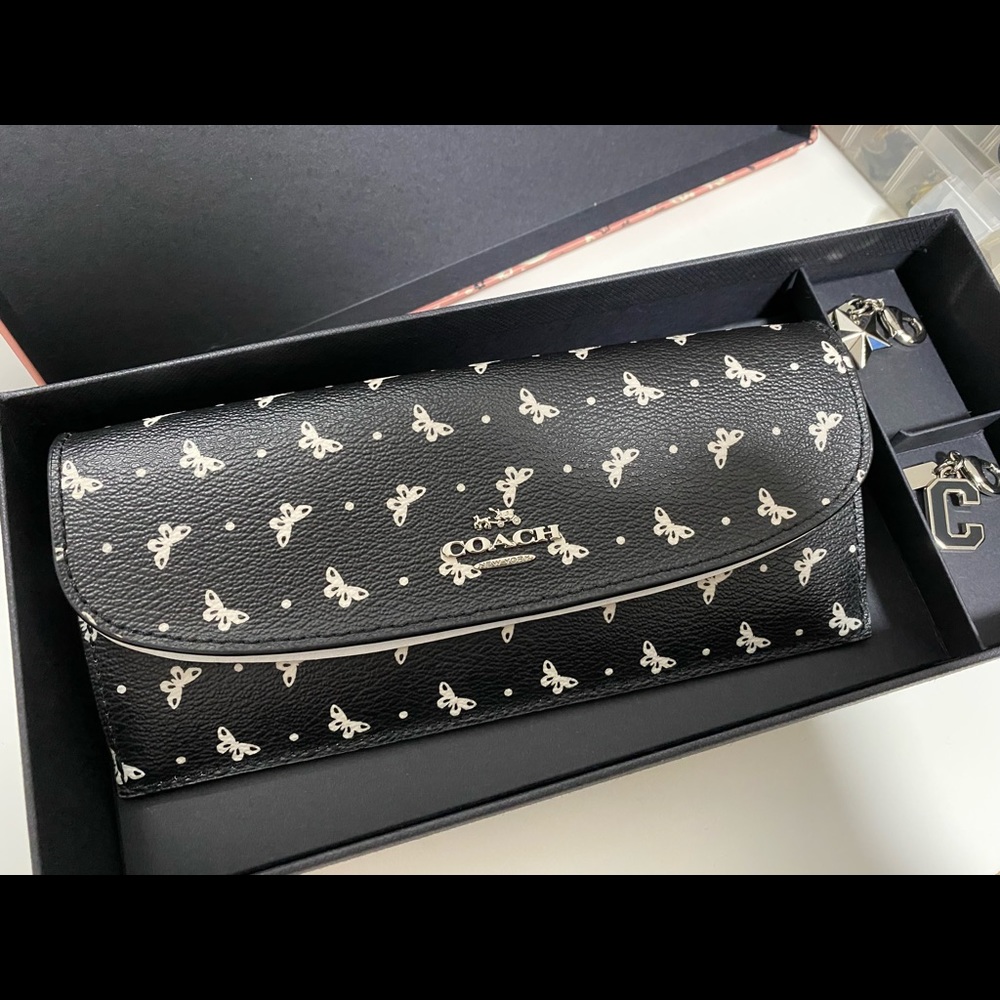 Coach BOXED SOFT WALLET